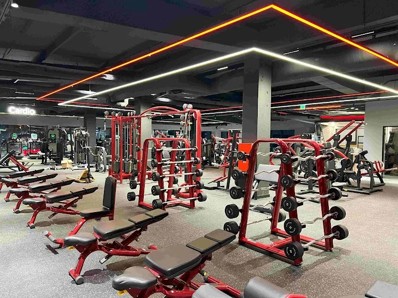 ADRENALIN FITNESS BOTANICA GYM