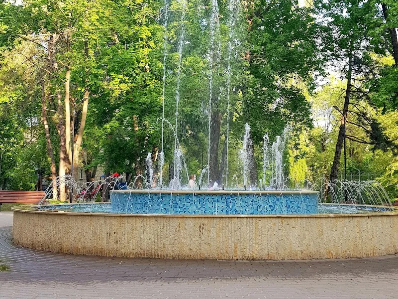 Цветной фонтан — Кишинёв — фото 1