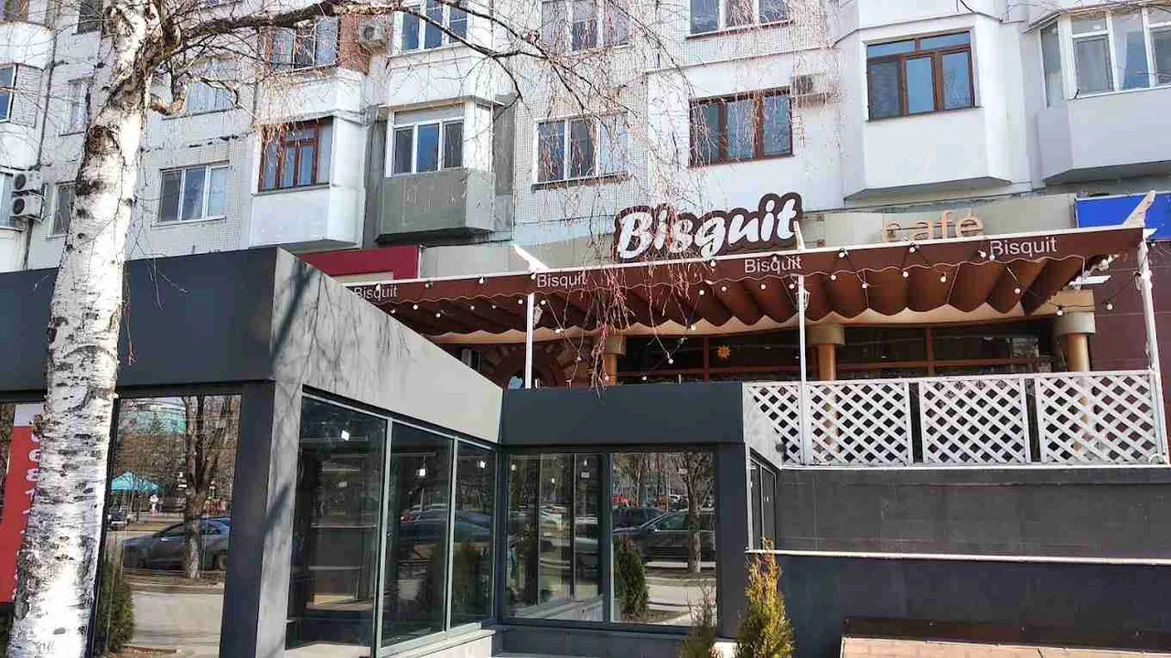 Bisquit cafe