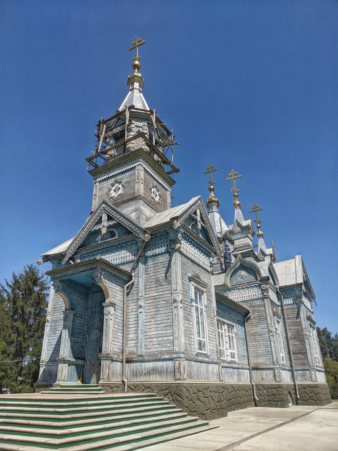 Деревянная церковь Святой Троицы