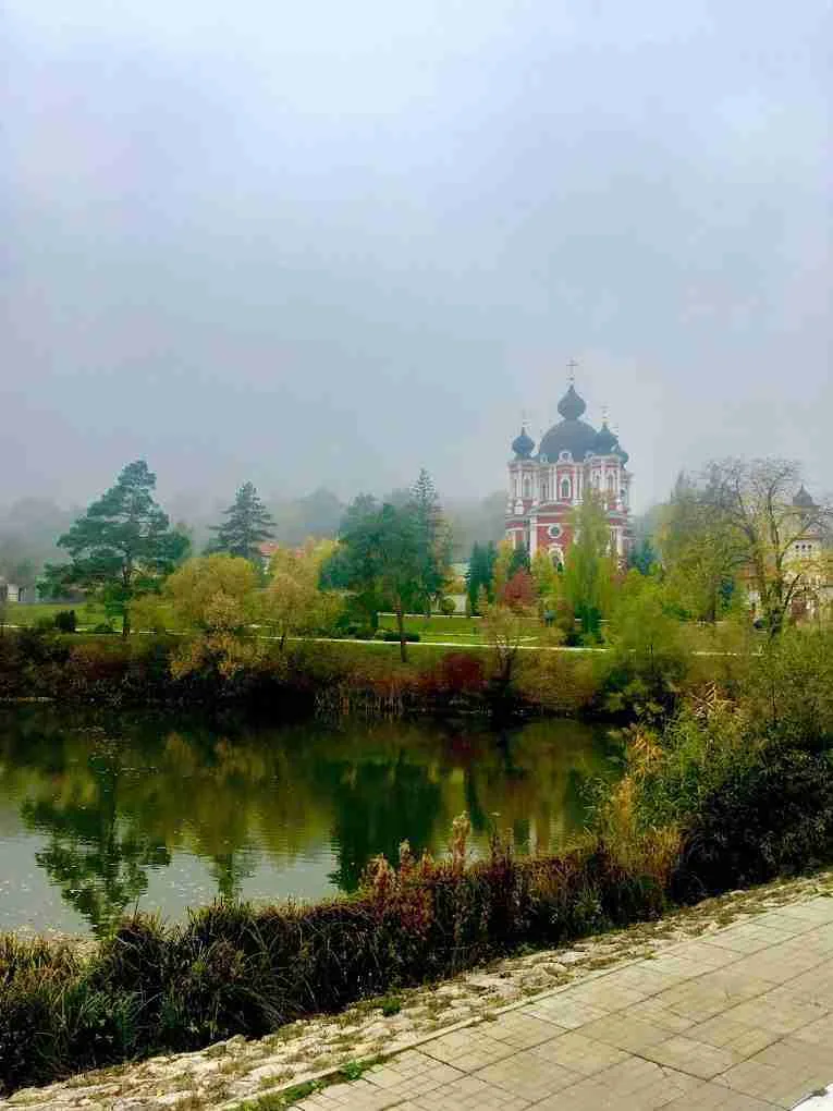 Монастырь Курки