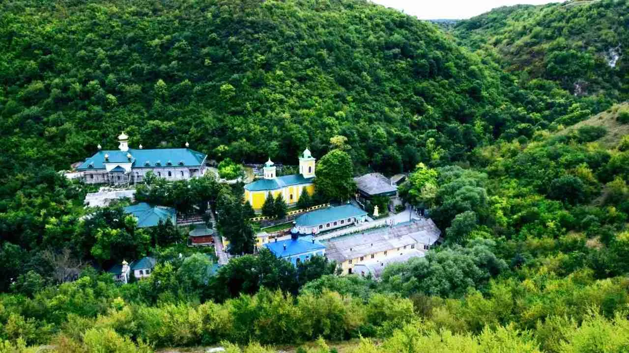 Монастырский комплекс Сахарна