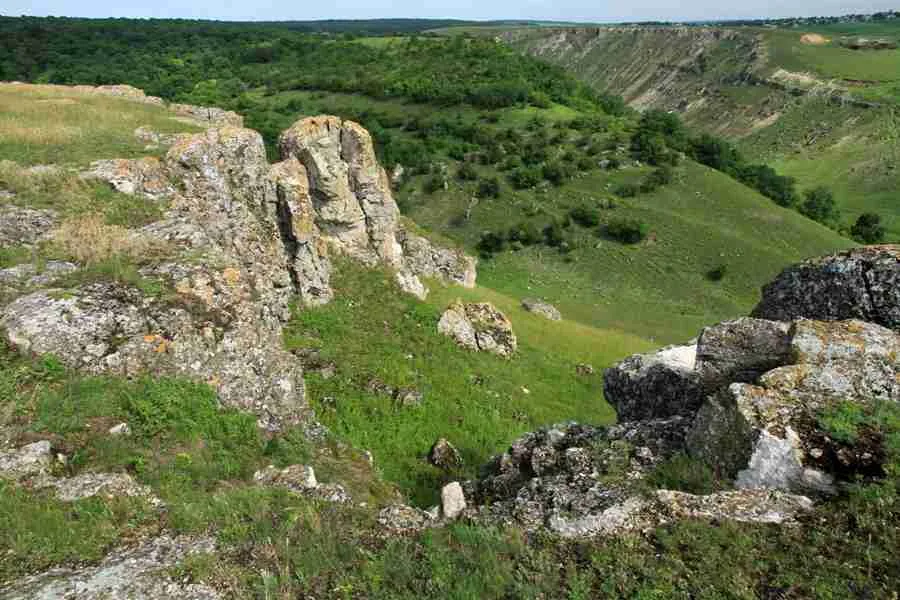 Пейзажный заповедник "La Castel"