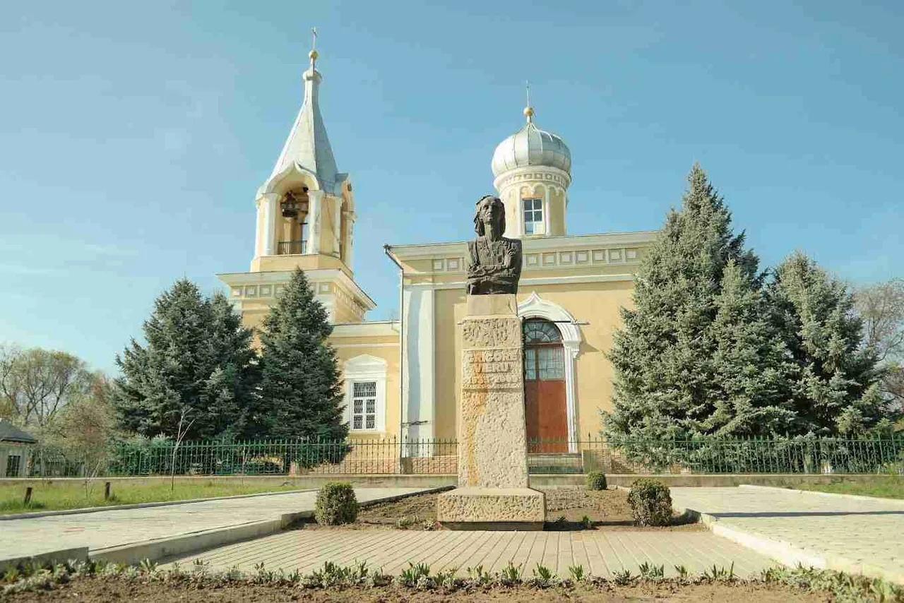 Собор Архангелов Гавриила и Михаила